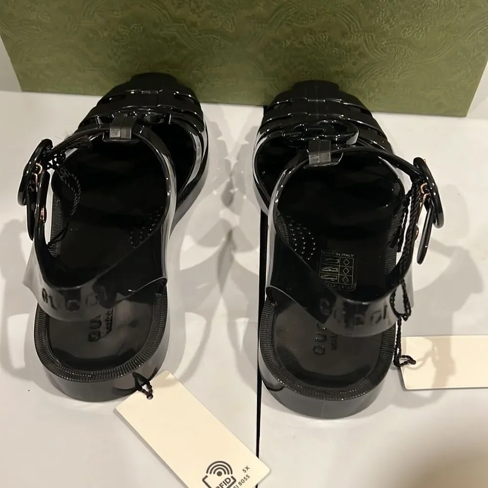 Brand new Gucci rubber sandals with box